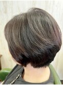横顔美人◎まとまりのある重めシルエット。顔周りレイヤーで小顔