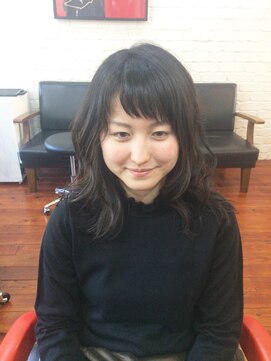 ヘアーワークス バレル(HAIR WORKS Barrel) ミディアムヘア