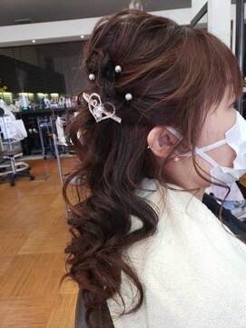 ウーマン(WOMAN) ダウンスタイルハーフアップ