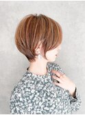 骨格が綺麗に見える丸みショート