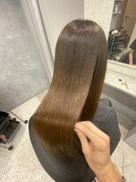 アデプト 北千住店(adept)&nbsp;★絹髪/艶髪/美髪/髪質改善/縮毛矯正/ベージュカラー【北千住】