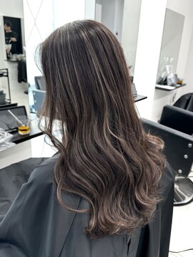 アライブ キチジョウジ(ALIVE Kichijoji) 派手にならないハイライト!