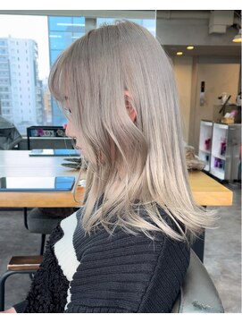 ヘアスタジオニコ(hair studio nico...) ホワイトカラー