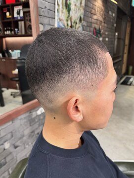 スリーセント 栄(3/cent) イージーパーマ/イージーバズ/ボウズフェード/ボウズ/クロップ