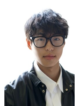 にもう ブルーカラー　波打ちパーマ　韓流ヘア　2