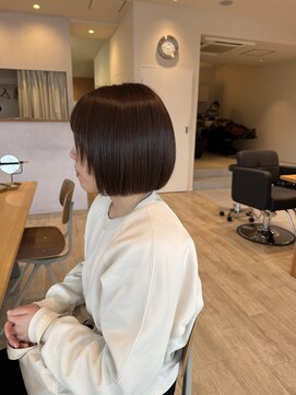 ナイアバイアヌエヌエ(naia by anuenue) ミニボブ