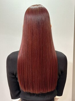 リュクス バイ ラポールヘアー(Luxe by RAPPORT HAIR)の写真/湿気や汗で広がりやすくクセやうねりが気になる今の時期に！Luxeの縮毛矯正で快適に過ごしませんか？
