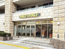 メンズカット・ボブ・ショートヘア特化　HALF AND HALF【ハーフアンドハーフ】の雰囲気（“至極のヘッドスパ”で癒されながら、頭皮ケアも叶うのが◎）