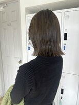 プリンプ トータルビューティ(PRIMP.total beauty) オリーブブラウン 外ハネボブ オリーブカラー