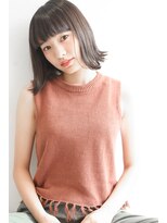 ヴィッカエコル (vicca 'ekolu)&nbsp;《vicca 横山》　ハネ×切りっぱなしボブ