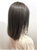 パールグレージュ×ハイライト