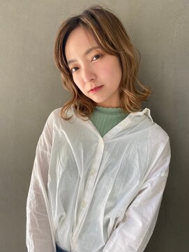 イオ ティラベント 鳳店(io tiravento) 外ハネミディ