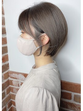 エニー 栄(Any) 透明感ショートボブ