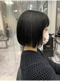 ネイビーブルー×前下がりボブ【タビラマユミ】