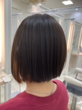 アッシュ 小岩店(Ash) インナーカラーボブ