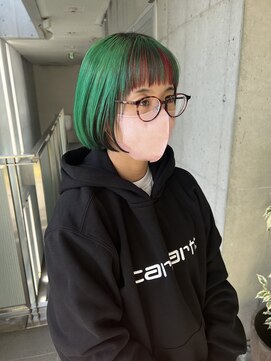 ガルボ ヘアー(garbo hair) カミカリスマ　クリスマスカラー　インナーカラー