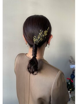 ホワイトルーム(White Room) 金箔 × タイトヘア