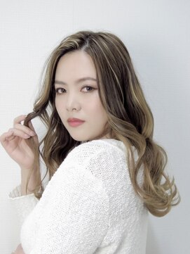 ノア(NOA) ハイライト　ロング