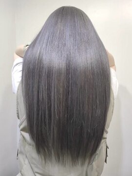リリー シブヤ(Lilly shibuya) 【Lilly渋谷】#グレー#ブリーチ#ダブルカラー#学割U24#韓国