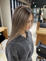 エイト 難波店(EIGHT namba)&nbsp;ミルクティー　ハイトーン　ブリーチ　【店長　山本】