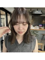 アルヴァ(ALVA)&nbsp;レイヤーカット×オリーブベージュ【那覇美容室ALVA】