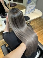 ドイ(DOI)&nbsp;シャドールーツ×グレージュ