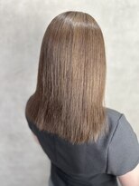 ルノン シェリー(LUNON cheliy)&nbsp;イメチェンヘアスタイルホワイトブロンド外ハネボブ美髪のススメ