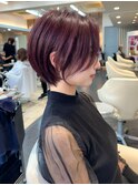 ラベンダーピンクとショートヘア