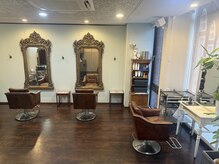 イストリムサロン(ISTORYM Salon)の雰囲気（フランスの田舎を思わせるくつろぎ空間。）