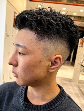 ルースト 京都駅前店(ROOST) 京都/京都駅/メンズカット/メンズサロン/メンズパーマ/ツーブロ