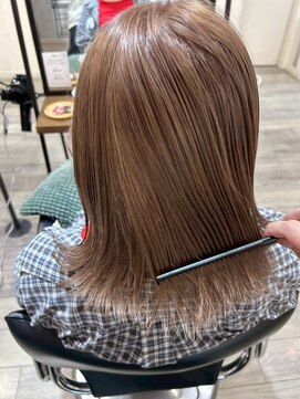 ブリックバイブレイス 千葉 千葉中央(brick by brace) 千葉駅/オリーブグレー/小顔/ココアベージュ