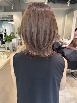 ローネス ギンザ(LONESS ginza) ボブレイヤーミルクティーベージュレイヤーボブ大人ボブ銀座