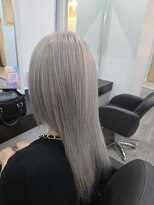 グランディールヘアデザイン(grandir hairdesign)&nbsp;ケアブリーチ/ホワイトベージュ/千葉