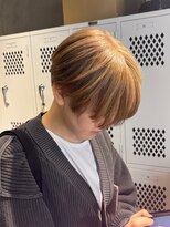 エリマ 調布(elima)&nbsp;調布ダブルカラーハンサムショートカットベージュアッシュカラー
