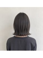アンリエラ(Unliera)&nbsp;切りっぱなしボブ/暗髪グレージュ/松山美容室