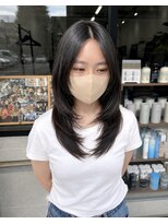 ダーツサンジョウ(DARTS sanjyo) 顔まわりで差がつく韓国風くびれハッシュレイヤー