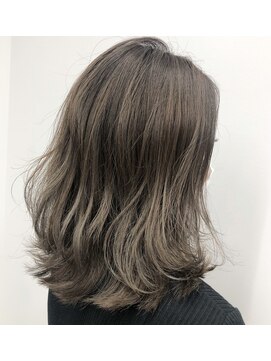 アライブ キチジョウジ(ALIVE Kichijoji) 【 ALIVE吉祥寺】グレージュハイライトグラデーションカラー