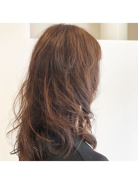 ホットライン(Hot Line) シナモンベージュ