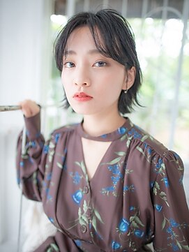 アデリタ(Adelita) センター分けボブ