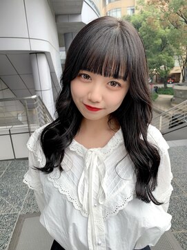 あざと可愛い ぱっつん前髪 地毛風グレー Lilme L リルミー Lilme のヘアカタログ ホットペッパービューティー
