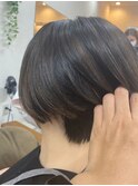 大人可愛い20代30代40代黒髪前下がりショートボブ丸みショート◎