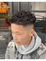 フォーコーナーズ(Four Corners)&nbsp;スパイラルパーマ／スキンフェード／バーバー