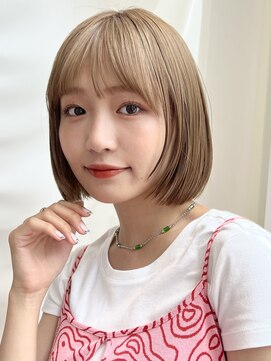 アフロートリノ(AFLOAT Leino) 小顔ヘルシーレイヤースタイル透明感カラー【修】20代30代40代