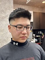 ヘアサロン シュウ 【戸田公園5分/メンズバーバー】オーバーコームフェード