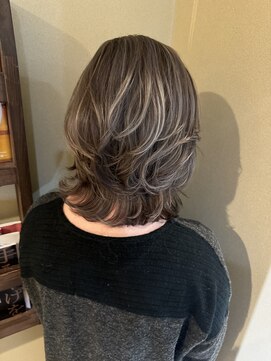 ゼン(Zen.) 白髪ぼかしハイライト×レイヤー