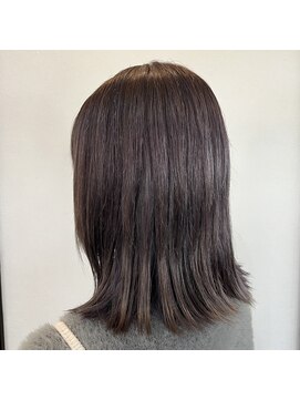 イーチ ヘアーアンドトータルビューティ(each hair&total beauty) シルバーブラウンカラー