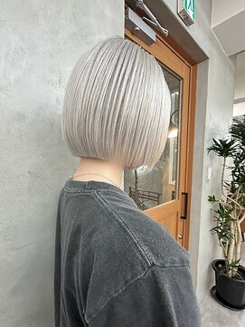 リアン(Lien) ショート/ブリーチ/ホワイトアッシュ