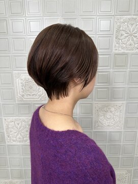 ヘンリエッタ 自由ヶ丘(Henrietta) 束間丸みショート