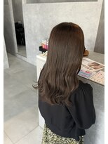 リル(LiLu) 波巻きウェーブ☆グレージュカラー