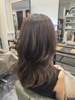 メロウ(Mellow)&nbsp;無造作風アレンジ　ロングウルフレイヤー